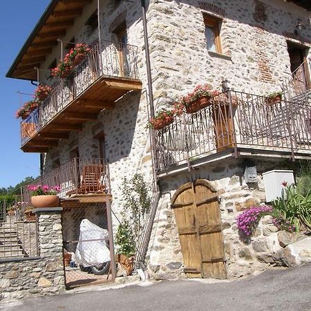 Monte Emilius Alloggio Ad Uso Turistico Vda Saint Christophe N 0002 Eksteriør bilde