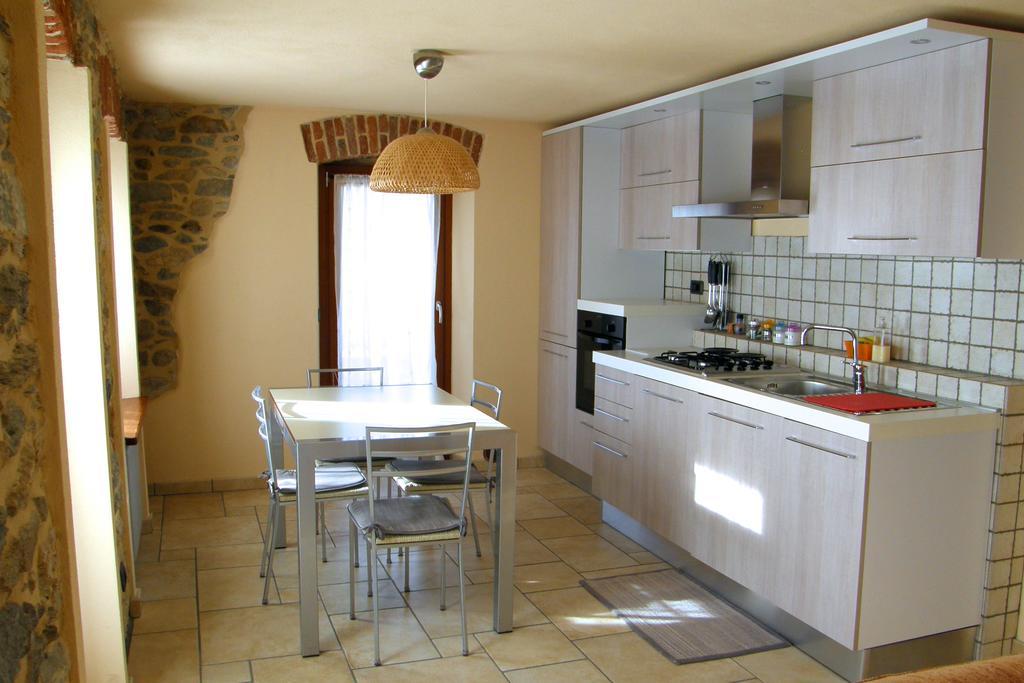Monte Emilius Alloggio Ad Uso Turistico Vda Saint Christophe N 0002 Eksteriør bilde